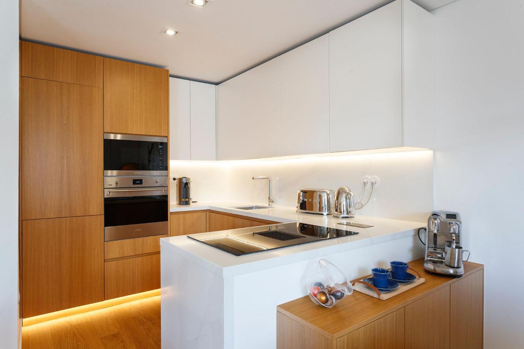 Luxury Suite With Balcony And Shared Accommodation In The Parque Eduardo VII Area Lisboa Kültér fotó